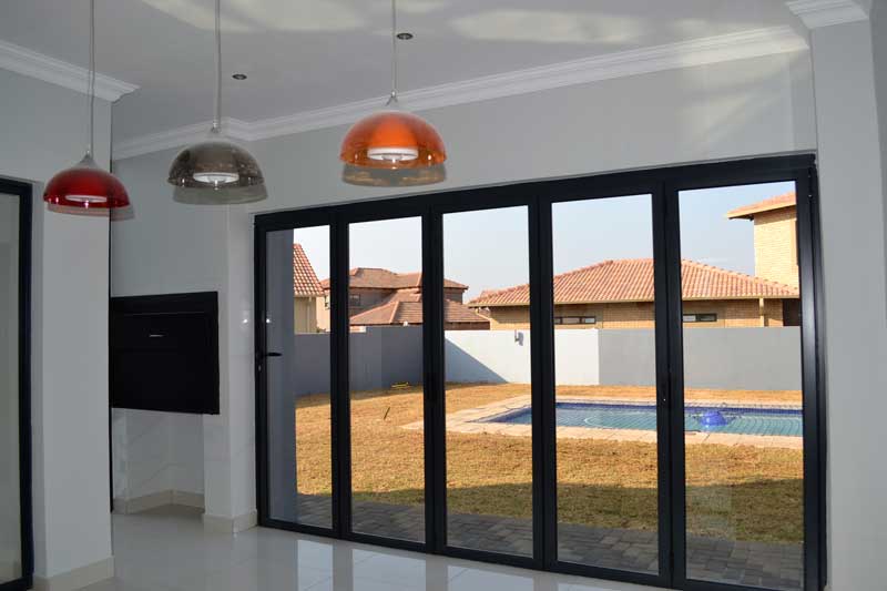 Aluminium stack doors installation Sigmadoors
